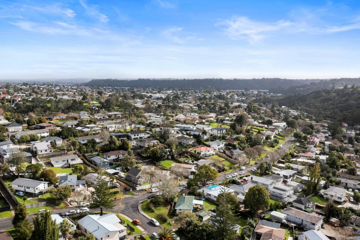 68 Vandeleur Avenue, Birkdale, Auckland - Carousel 21