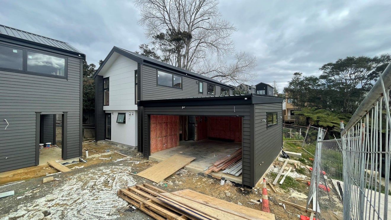 111E Woodglen Road, Glen Eden, Auckland - Carousel 1