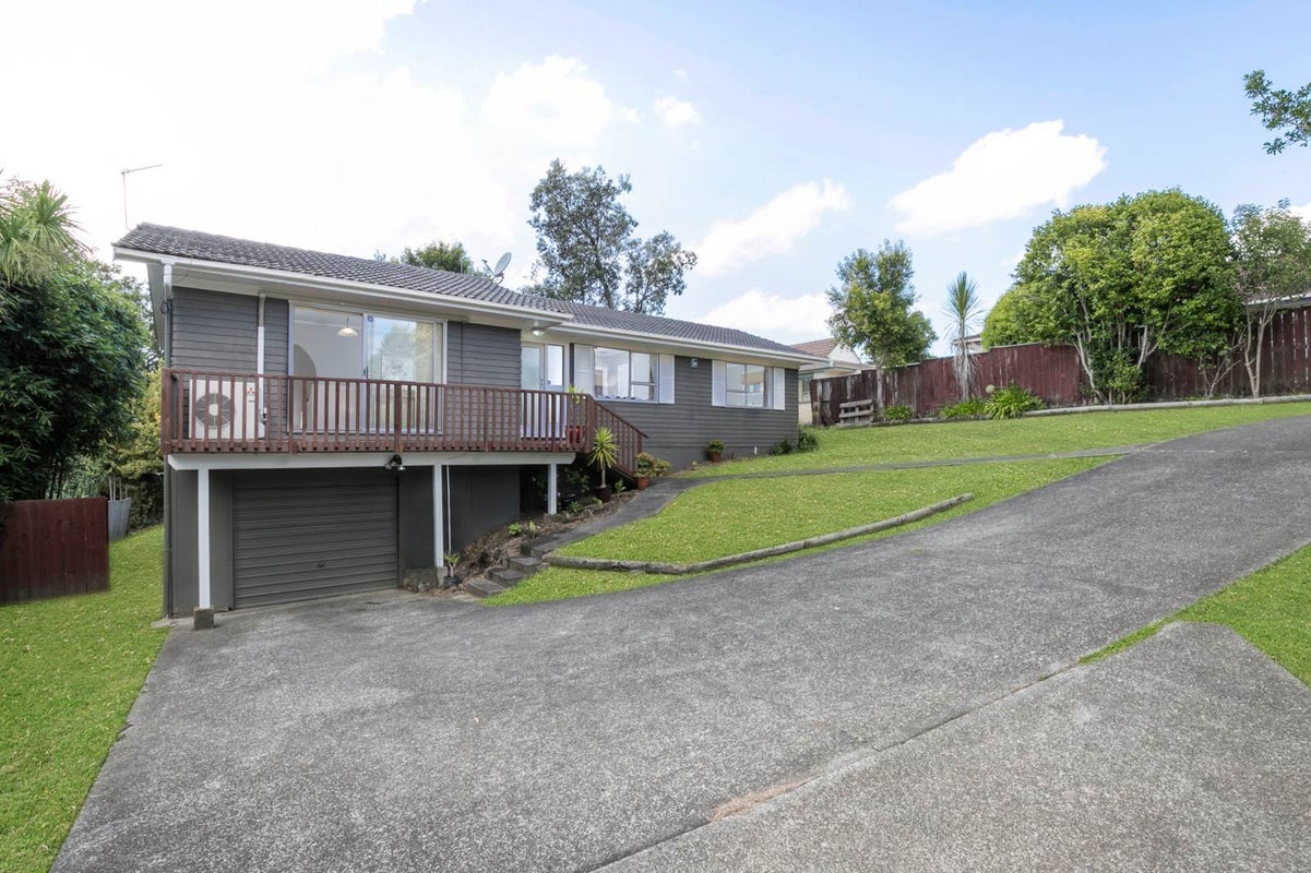 4 Charmaine Road, Torbay, Auckland - Carousel 2
