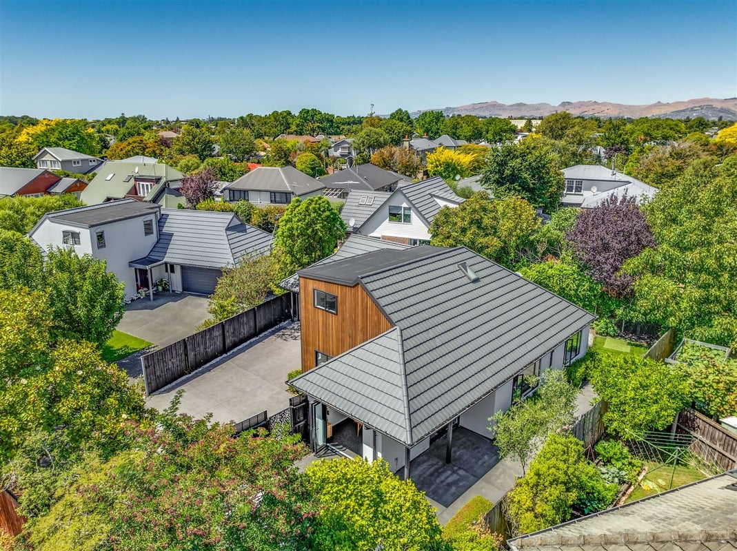 71B Wairakei Road, Bryndwr, Christchurch - Carousel 24