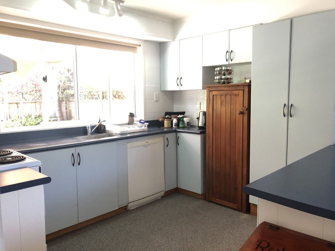 71 Lynden Avenue, Hillcrest, Auckland - Carousel 2