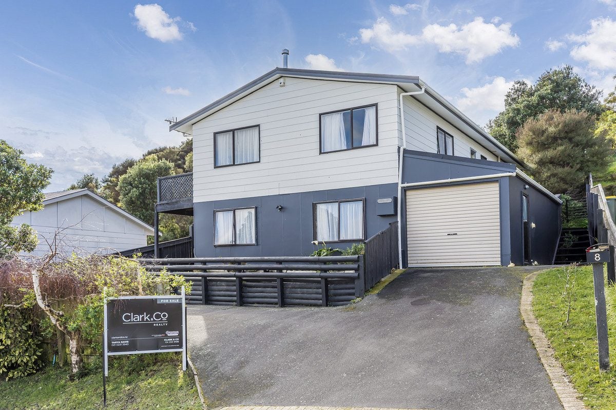 8 The Bollard, Whitby, Porirua - Carousel 1