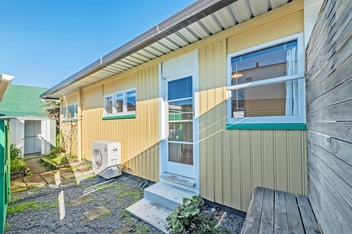 3/9 Hardwicke Street, Sumner, Christchurch - Carousel 1
