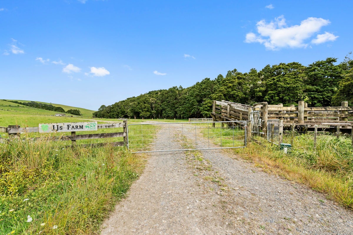 0 Roydon Drive, Ruatangata West, Kamo - Carousel 2
