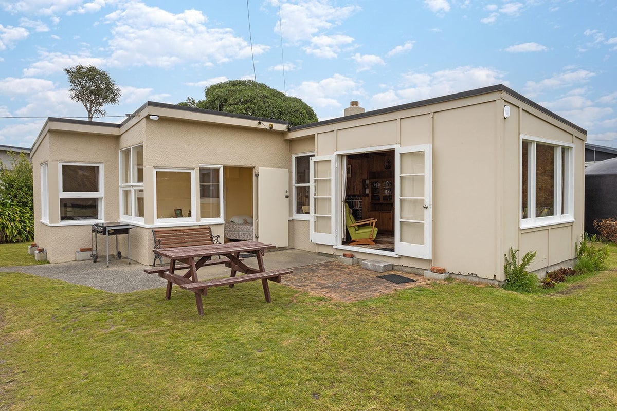 12 Poto Street, Aramoana, Port Chalmers - Carousel 1