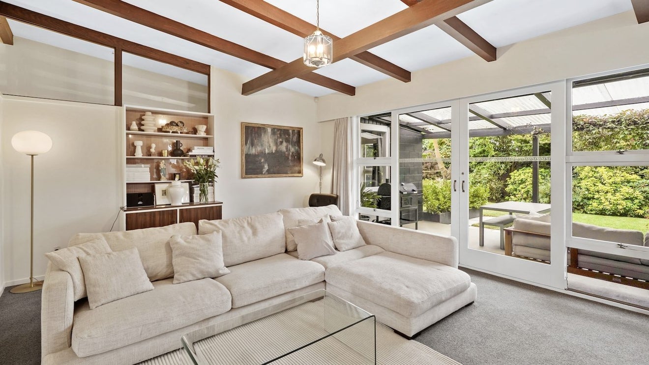 15 Cavan Place, Mairehau, Christchurch - Carousel 1