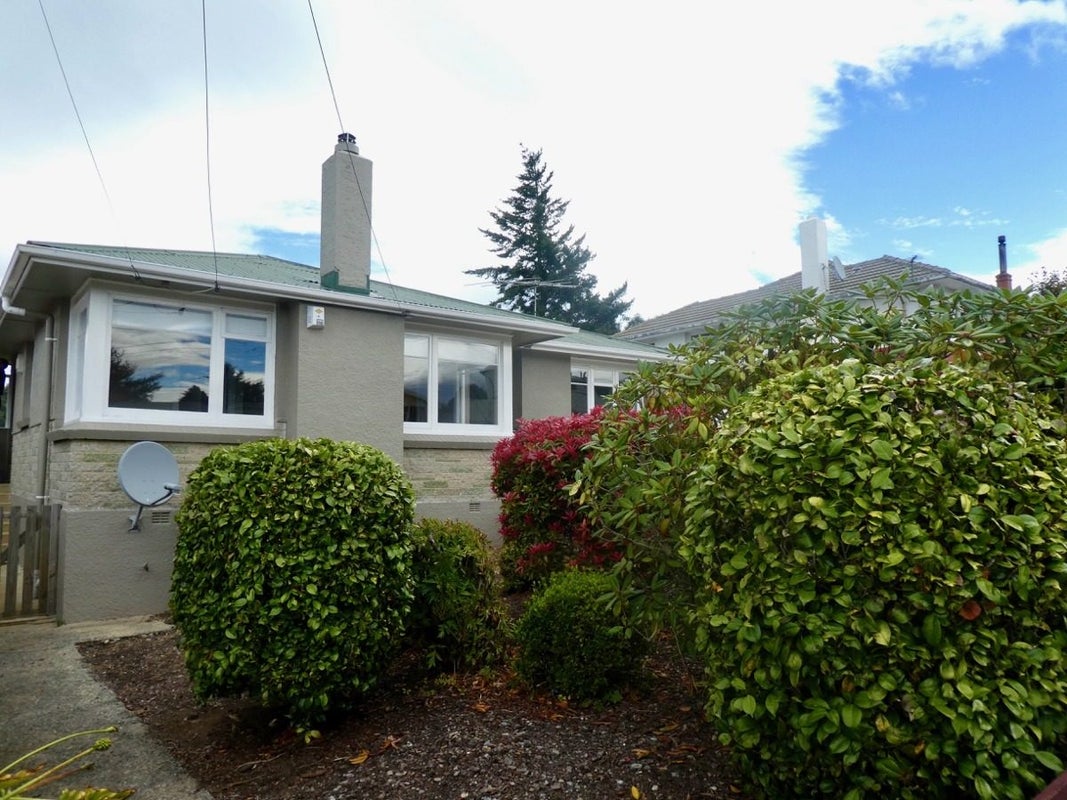 9 Barton Street, Brockville, Dunedin - Carousel 1