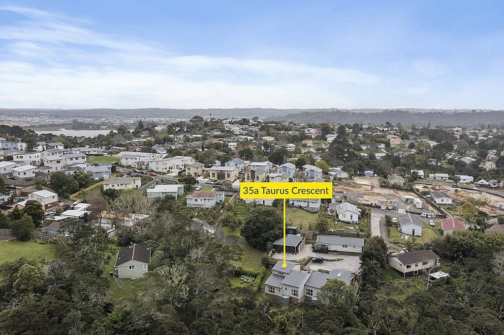 35A TAURUS CRES, Beach Haven, auckland - Carousel 22
