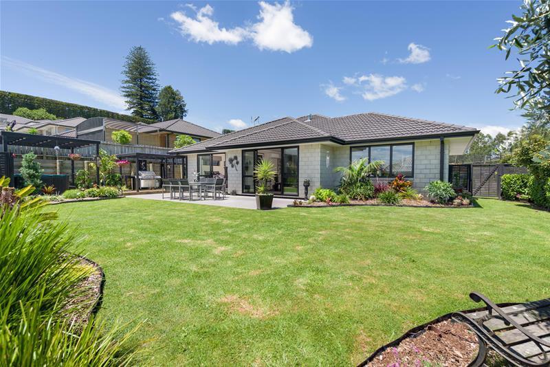 155 Condor Drive, Pyes Pa, Tauranga - Carousel 1