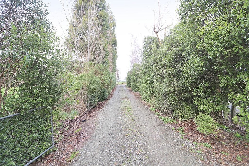 1059C Winton Lorneville Highway, Lochiel, Winton - Carousel 50