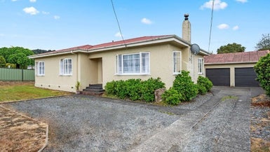 62 Ward Street, Taumarunui - Carousel 1
