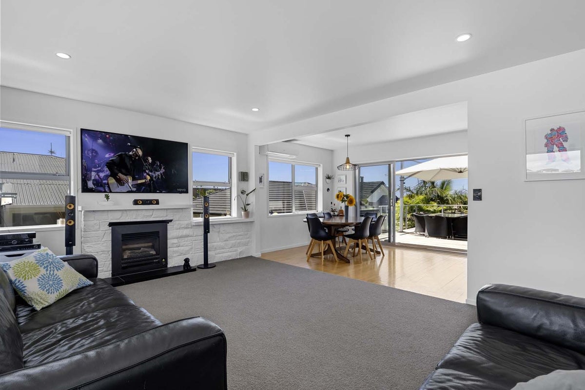 14 Ngahere Street, Otumoetai, Tauranga - Carousel 2