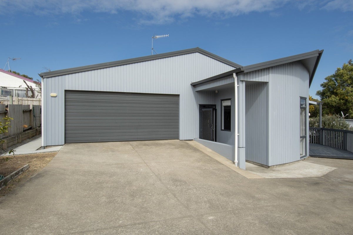 7B Belvedere Street, Te Puke, Te Puke - Carousel 1