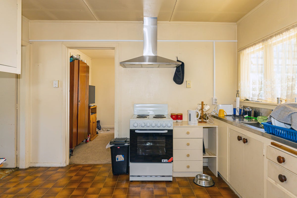 10 Maude Street, Temuka - Carousel 2