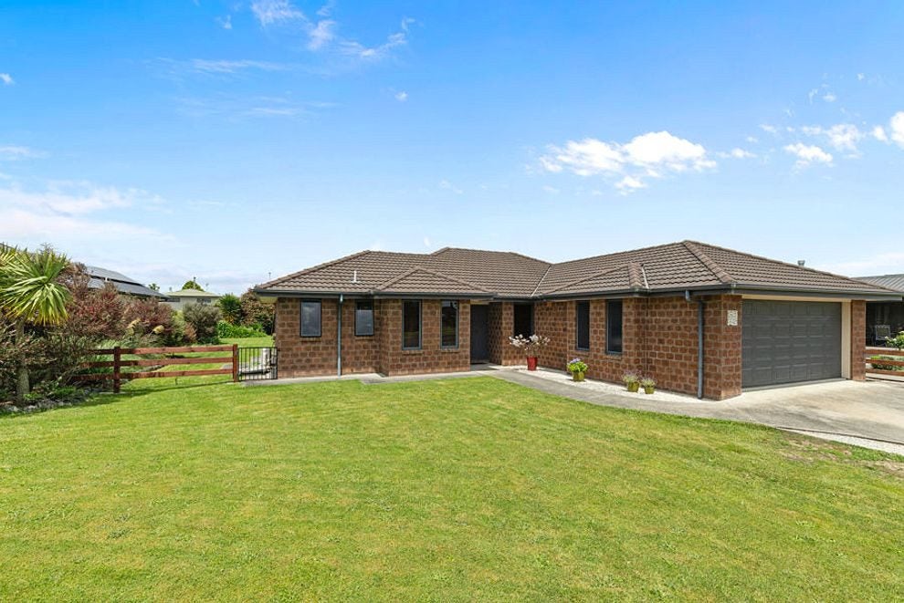 22 Merlot Place, Te Kauwhata, Te Kauwhata - Carousel 2