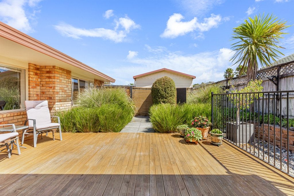 3 San Vito Place, Henderson, Auckland - Carousel 2