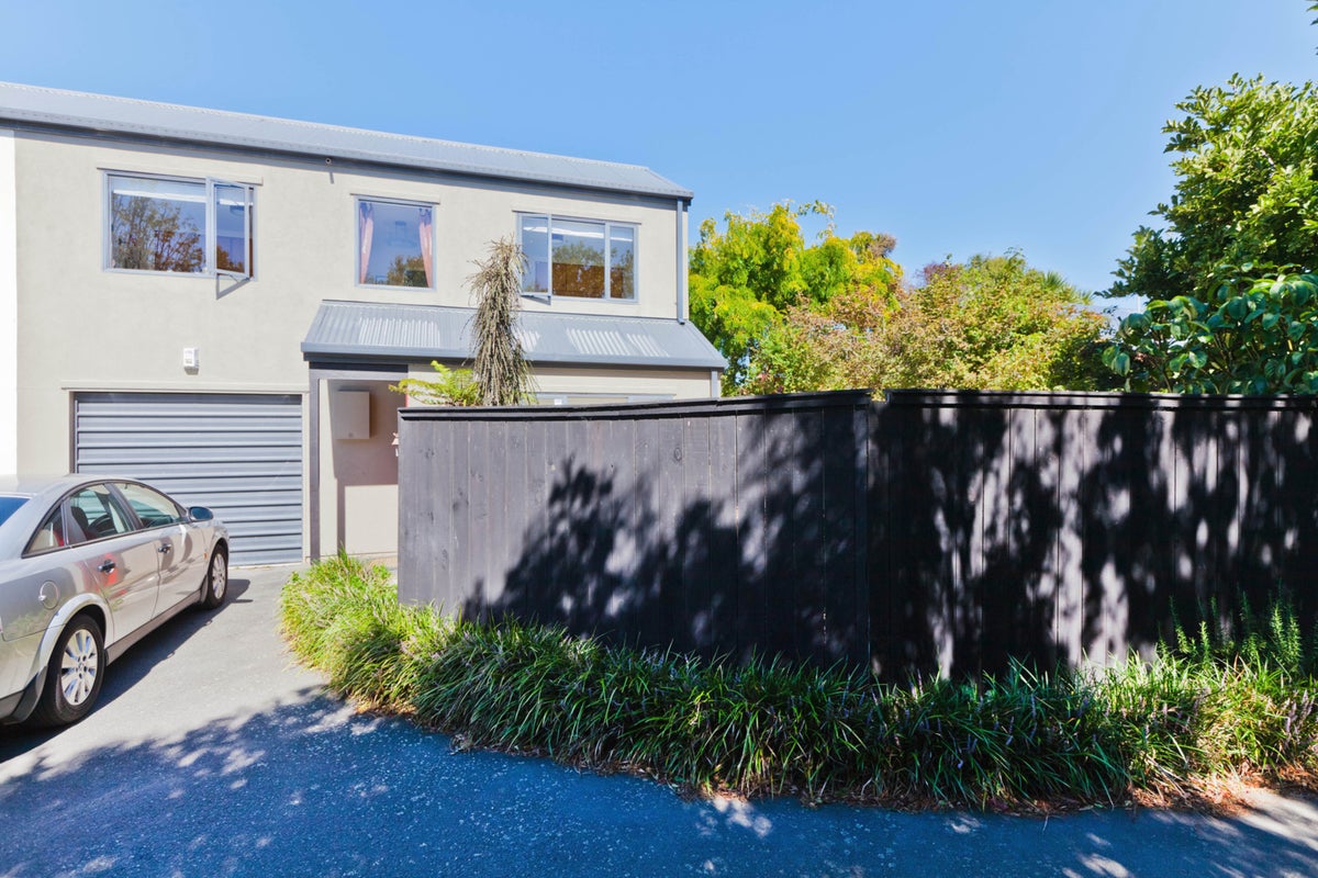 98A Champion Street, Edgeware, Christchurch - Carousel 14