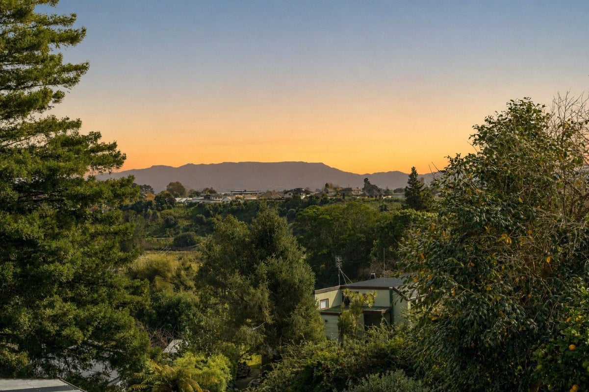 16 Graham Place, Bellevue, Tauranga - Carousel 2