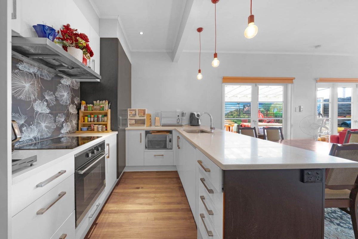 20 Fitzroy Street, Papatoetoe, Manukau City, Auckland - Carousel 2