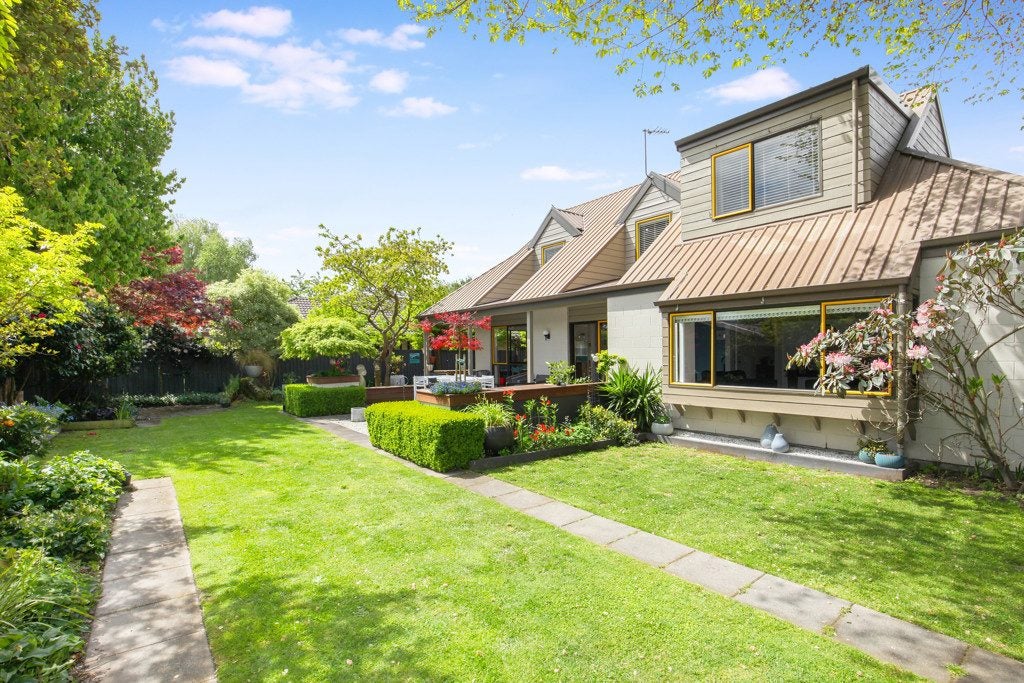 28 Harkness Place, Avonhead, Christchurch - Carousel 1