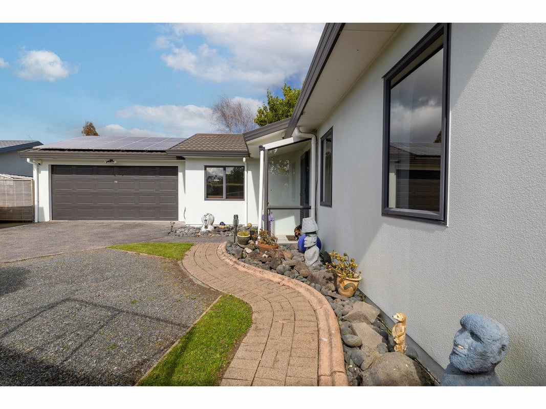 48 Zefiro Drive, Massey, Auckland - Carousel 2