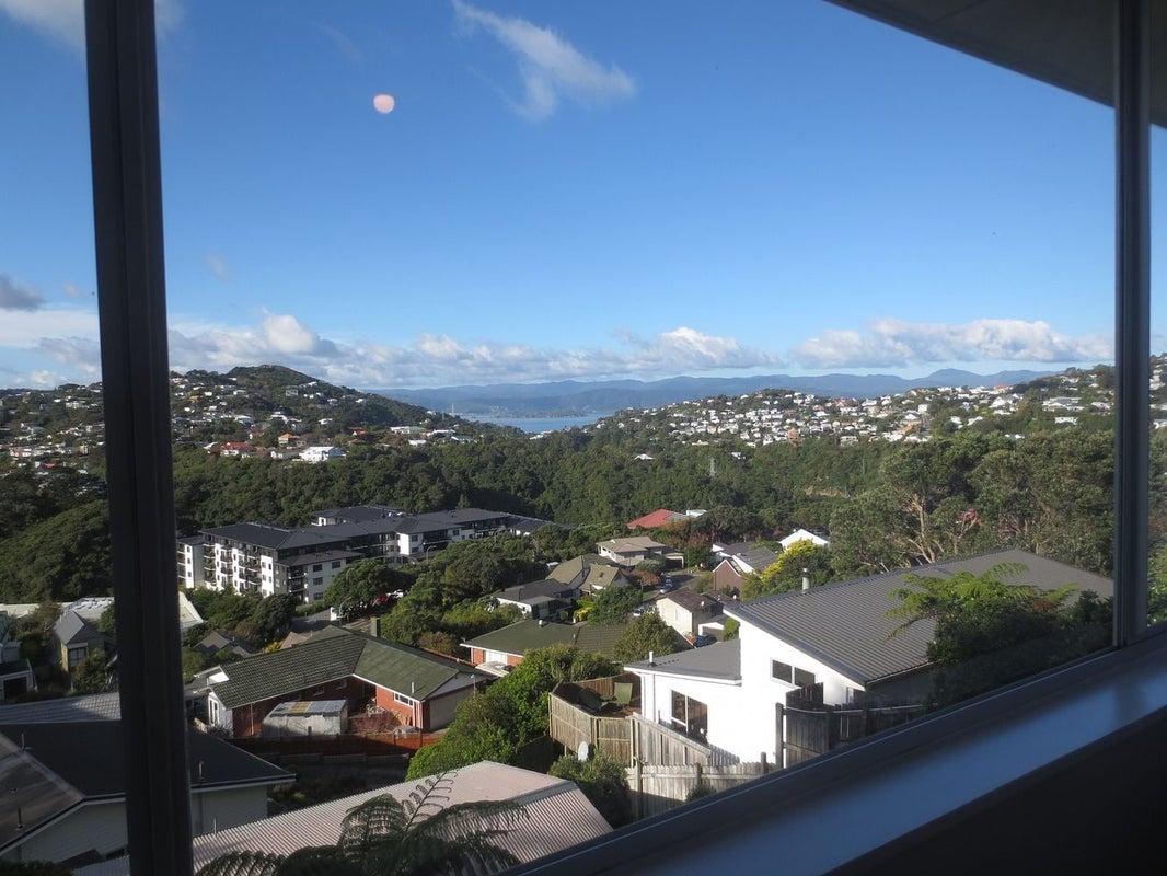1 Clementine Way, Crofton Downs, Wellington - Carousel 1