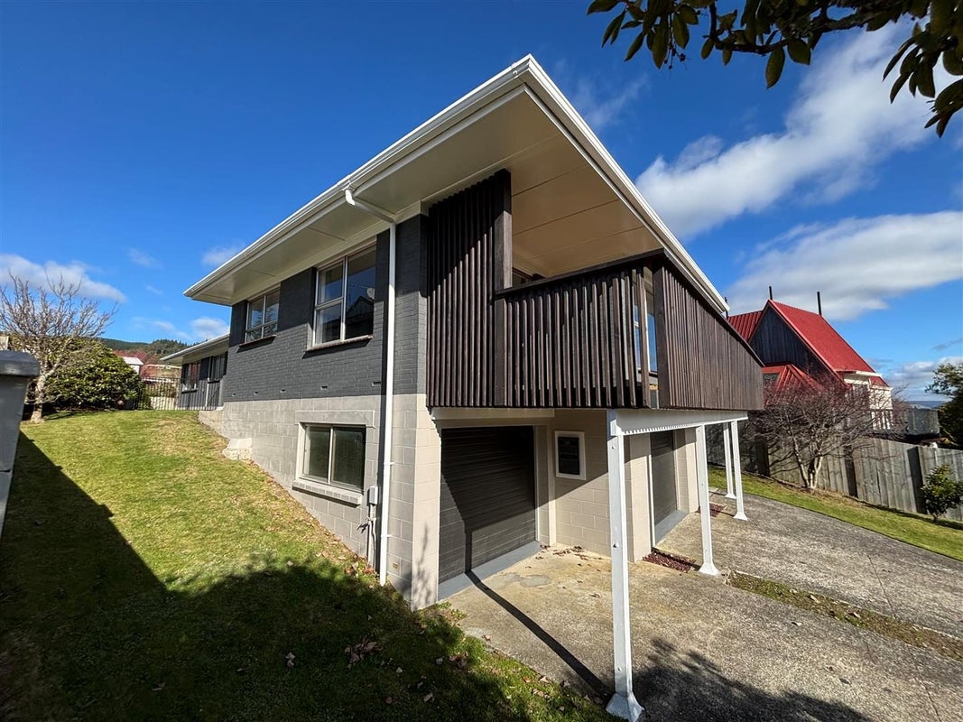 15 Blackmore Drive, Lynmore, Rotorua - Carousel 2