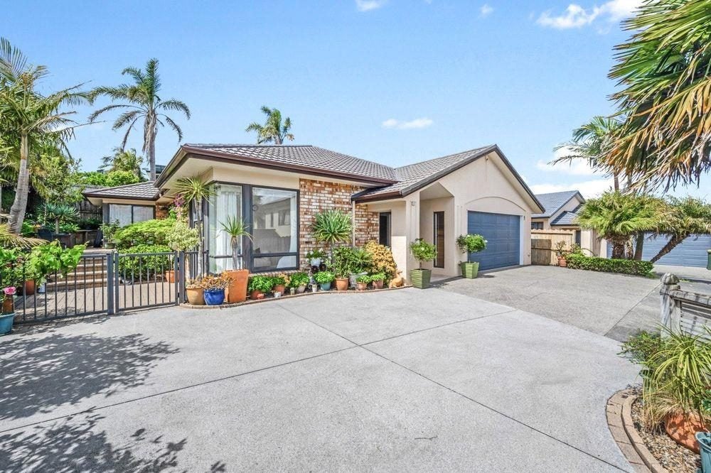 9 Canonbie Place, East Tamaki Heights, Auckland - Carousel 2