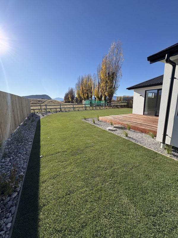 36 Burbank Road, WANAKA - Carousel 1