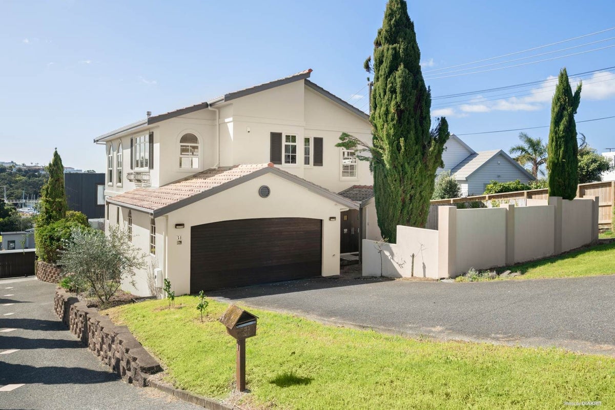 31 Prospect Terrace, Milford, Auckland - Carousel 34