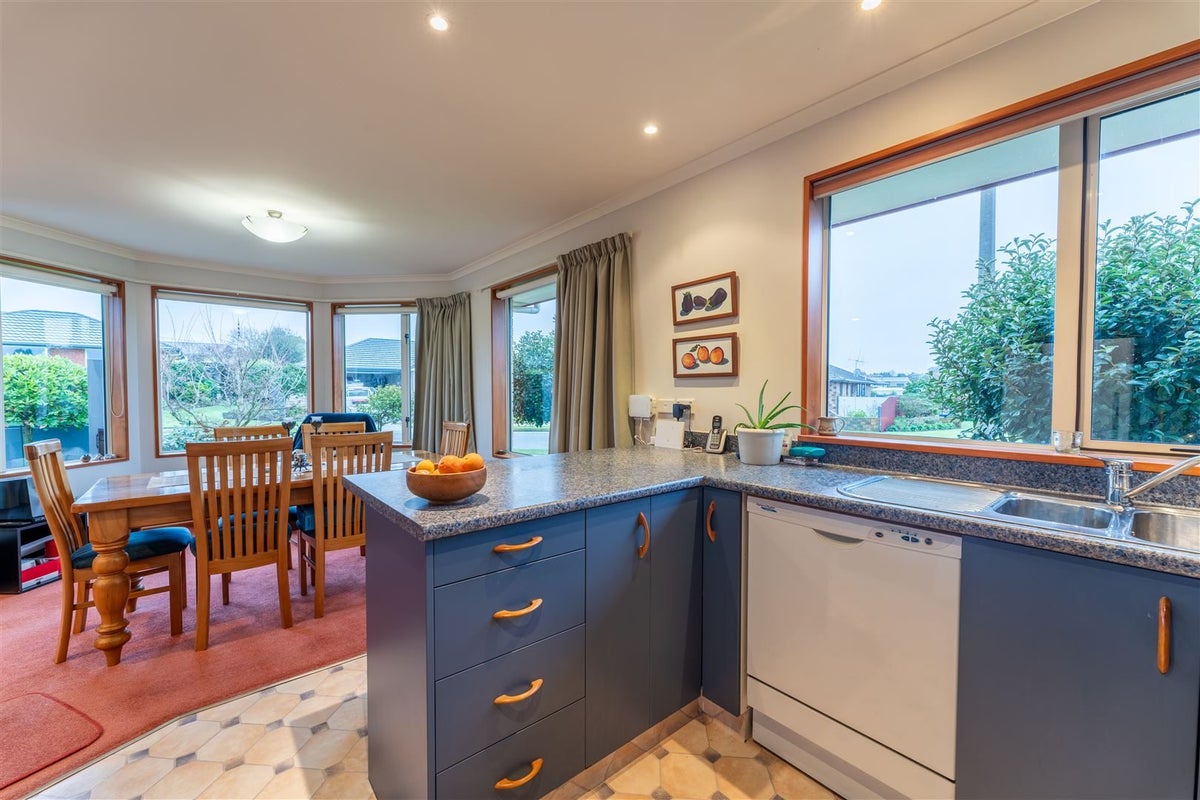 15 Hannah Place, Holmes Hill, Oamaru - Carousel 2