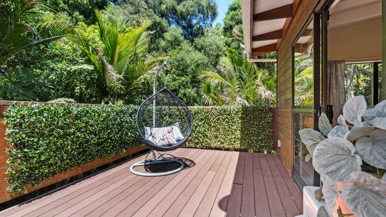 30 Western Road, Laingholm, Auckland - Carousel 1