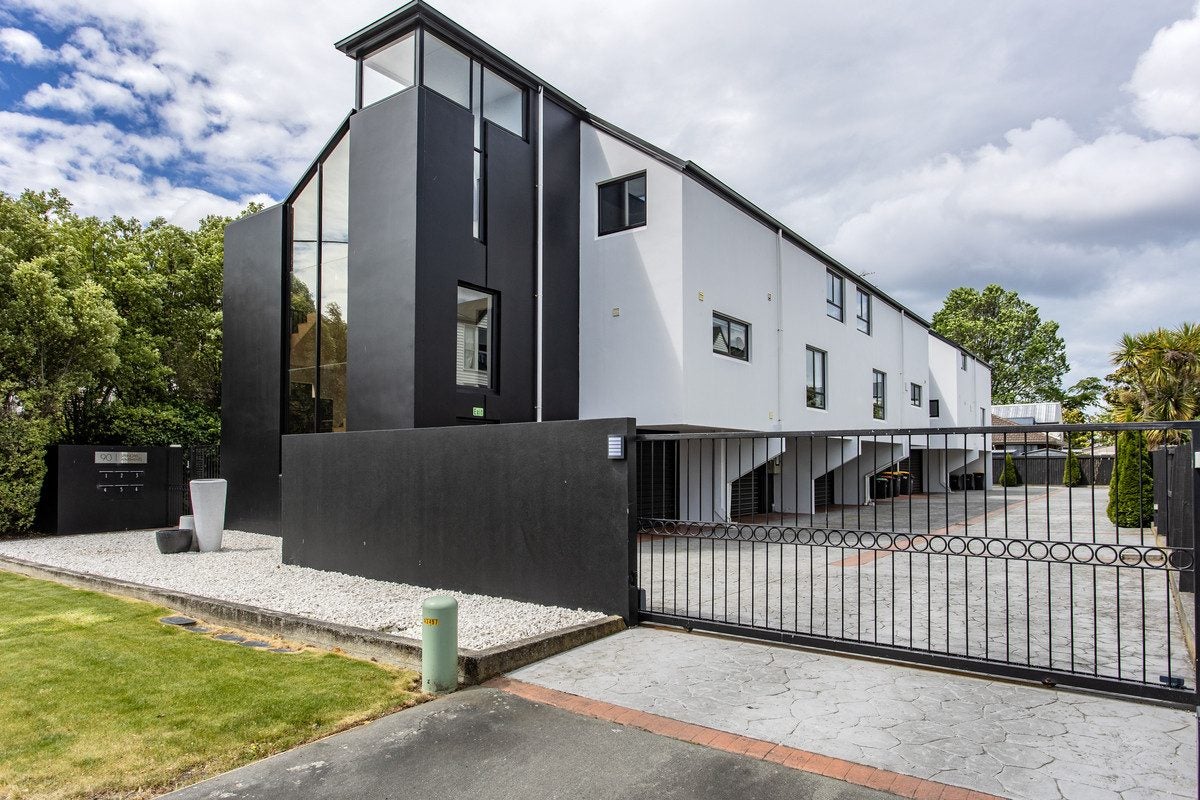 3/90 Springfield Road, St Albans, Christchurch - Carousel 1