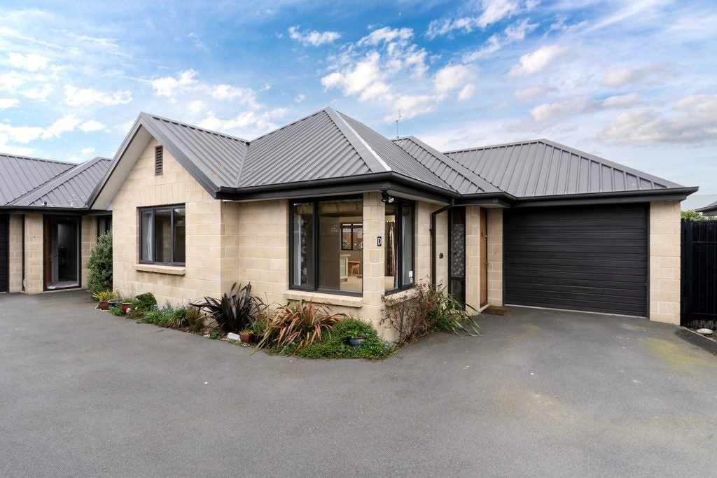 19D Gamblins Road, Saint Martins, Christchurch - Carousel 1