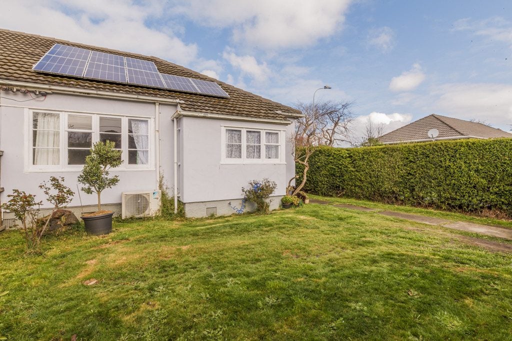 32 Riley Crescent, Woolston, Christchurch - Carousel 1