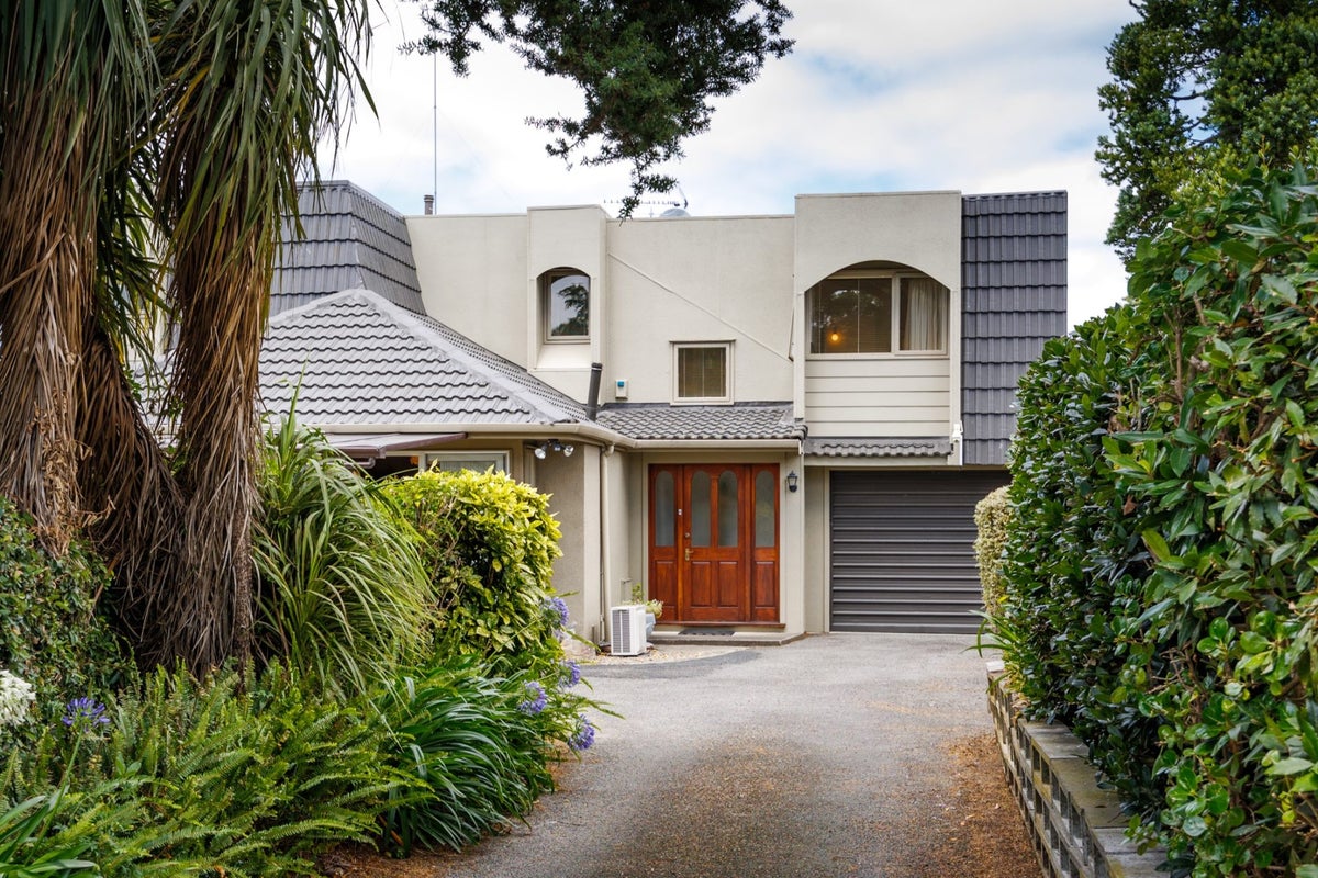 54 Slacks Road, Awapuni, Palmerston North - Carousel 1