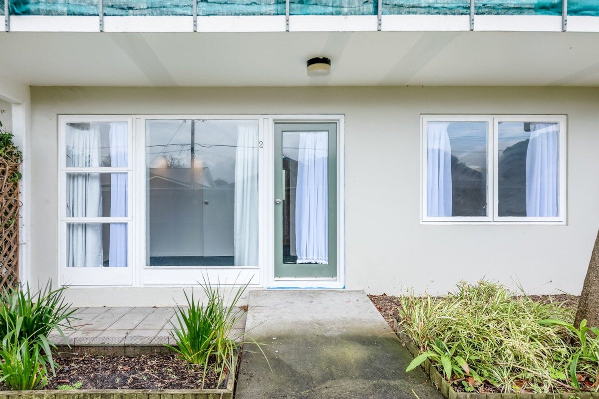 2/25 Britannia Street, Petone, Lower Hutt, Wellington - Carousel 2