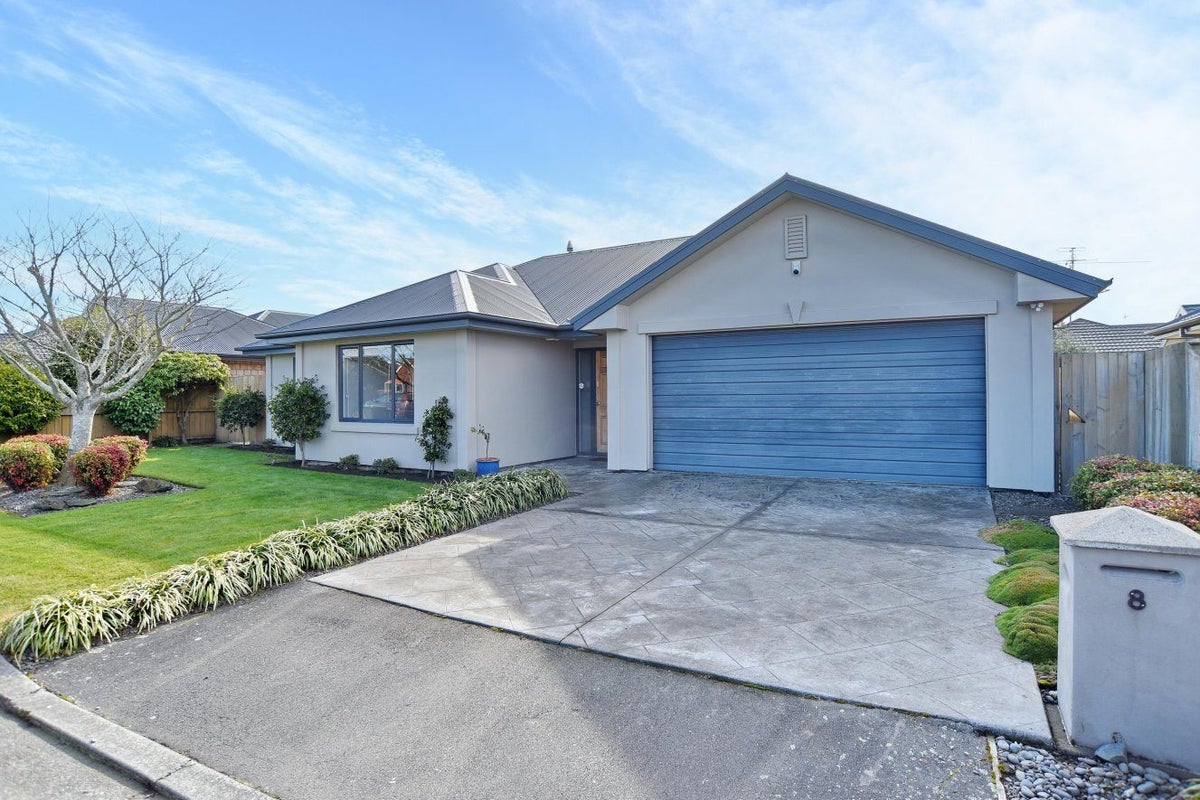 8 Sheraton Place, Redwood, Christchurch - Carousel 2