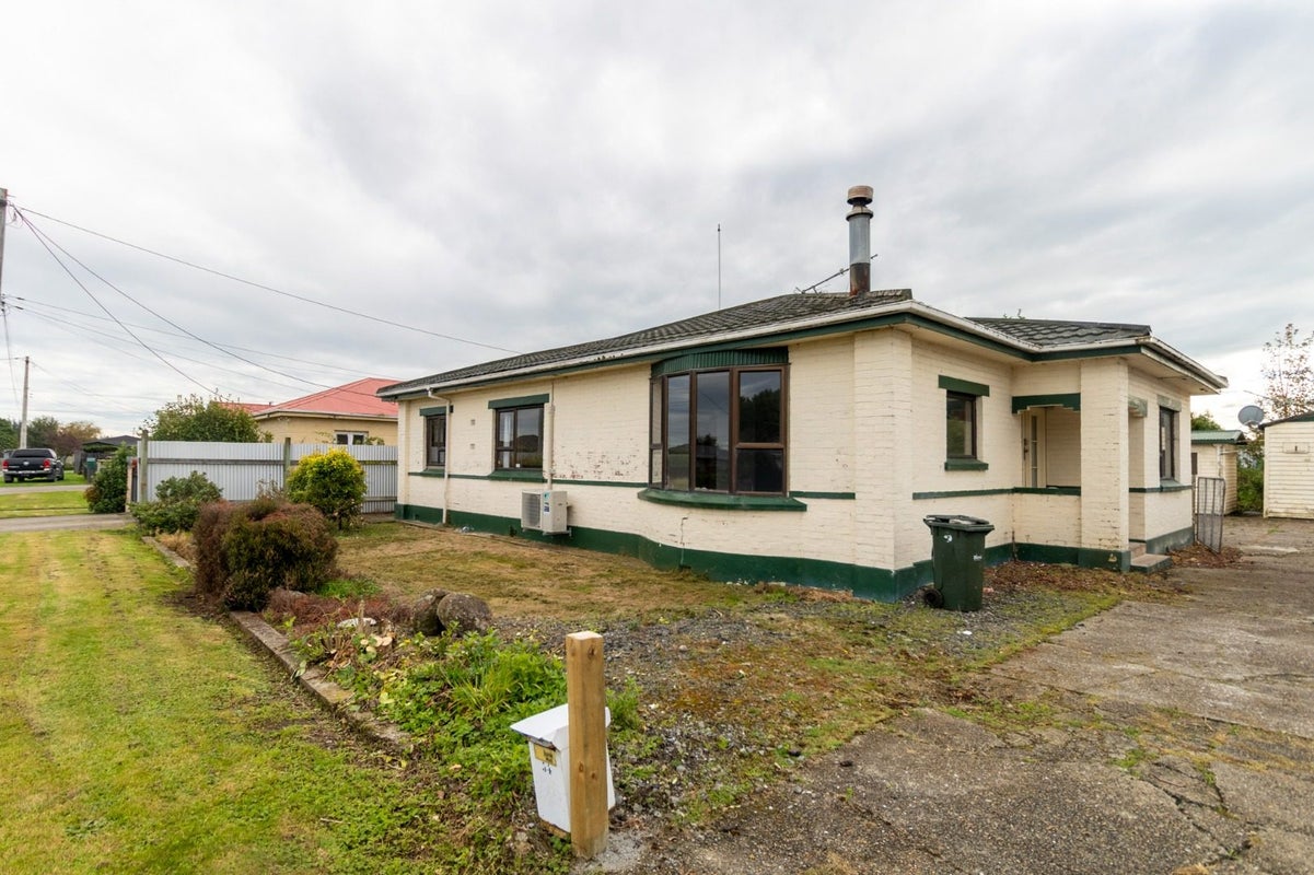54 Dudley Street, Grasmere, Invercargill - Carousel 10
