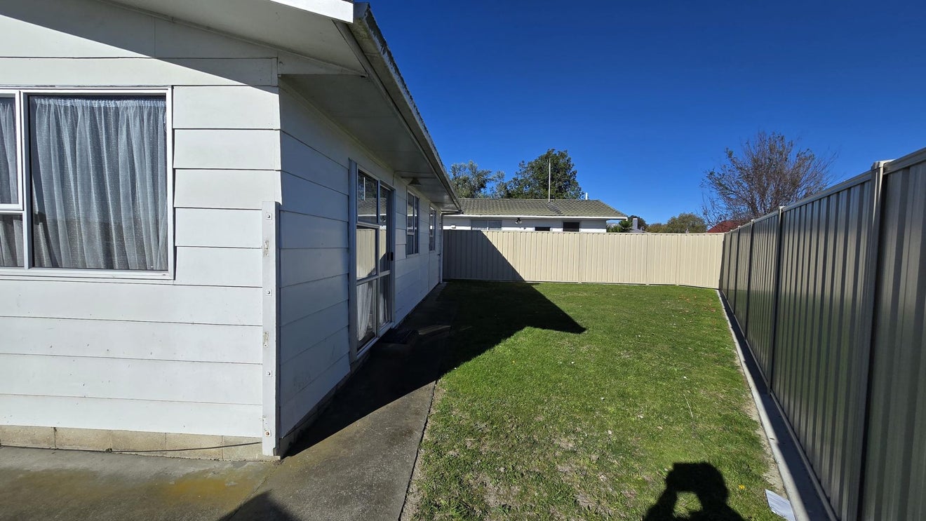 1/9 Lyttelton Crescent, Tamatea, Napier - Carousel 10