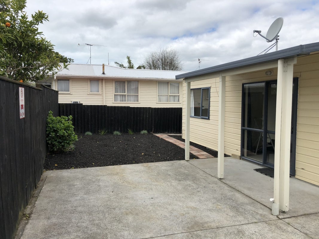40A Larne Avenue, Pakuranga Heights, Auckland - Carousel 2