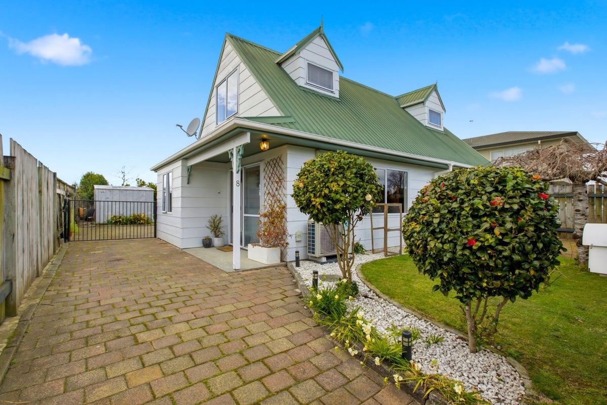8 Tom Muir Drive, Gate Pa, Tauranga, Bay Of Plenty - Carousel 1