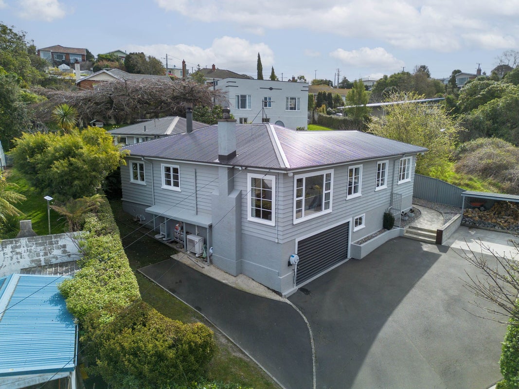 54 Oakwood Avenue, Maryhill, Dunedin - Carousel 1