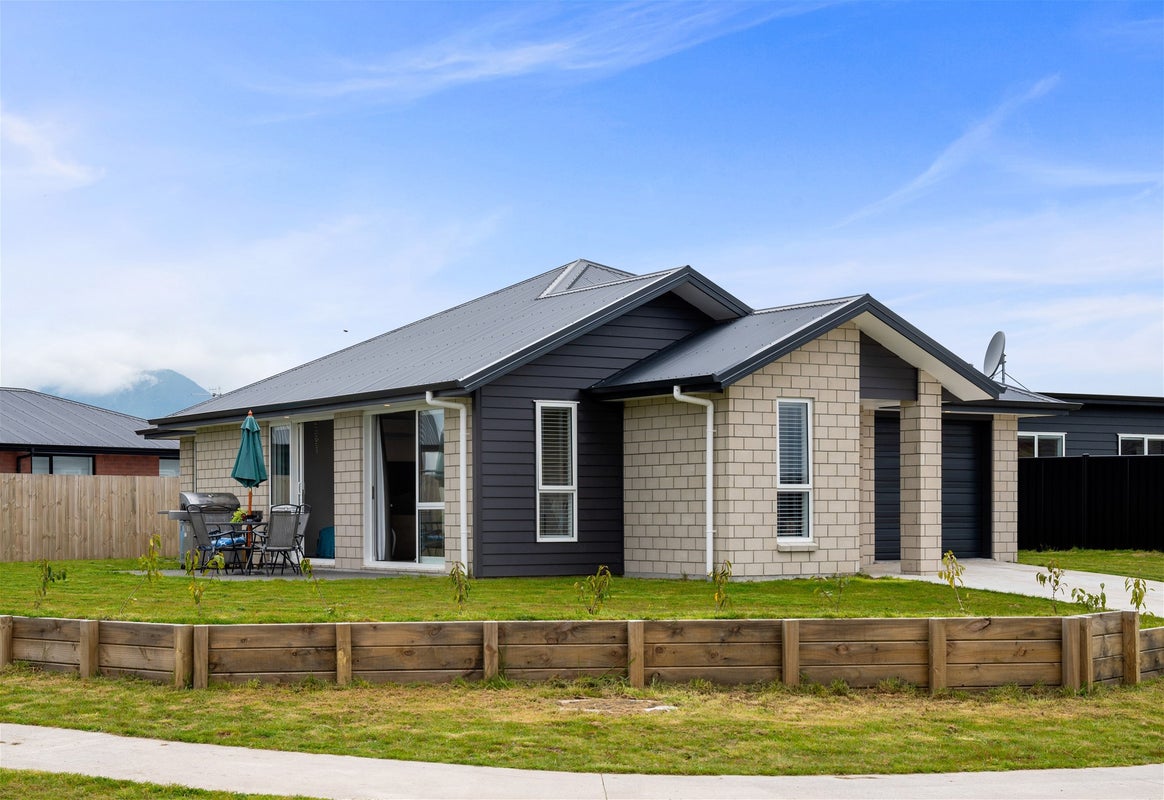 35 Harakeke Drive, Wharewaka, Taupo - Carousel 2