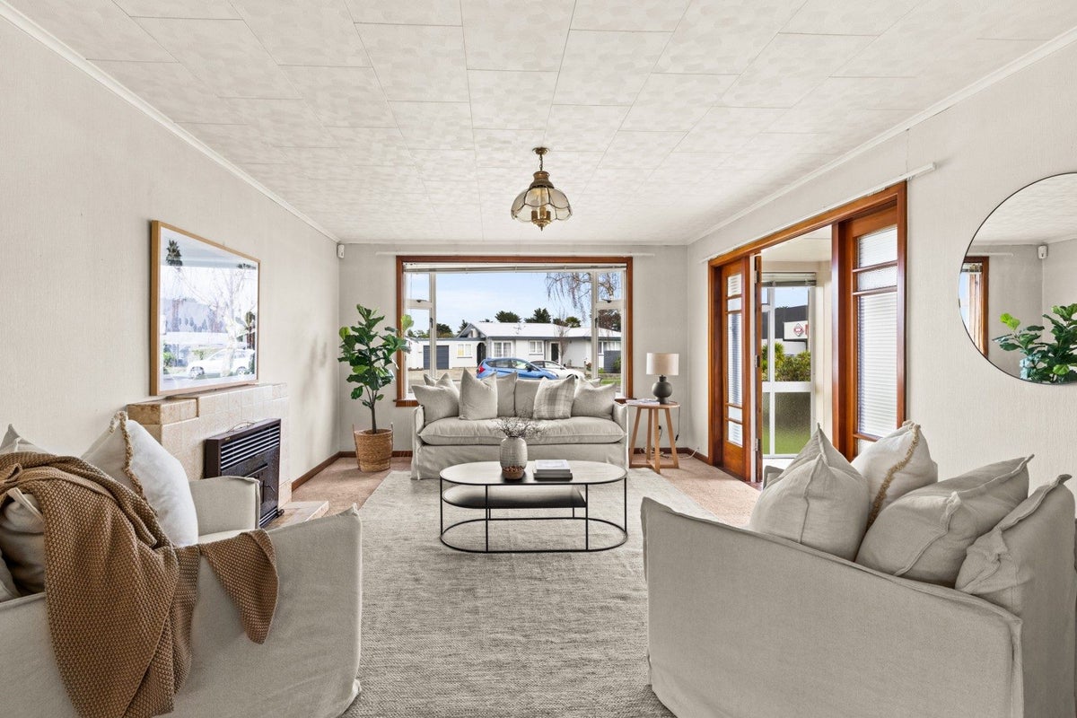 46 Menin Road, Onekawa, Napier - Carousel 2
