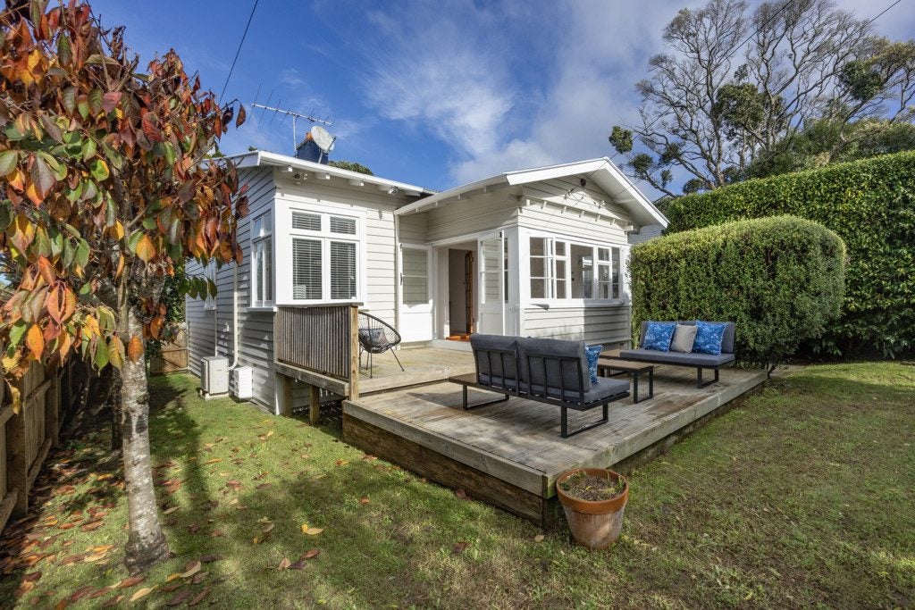 1/62 Athens Road, Onehunga, Auckland - Carousel 17