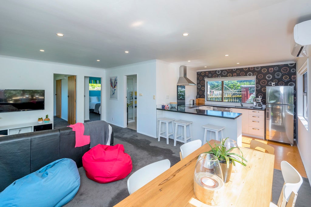 3 Manuka Street, Otaki Beach, Otaki - Carousel 2
