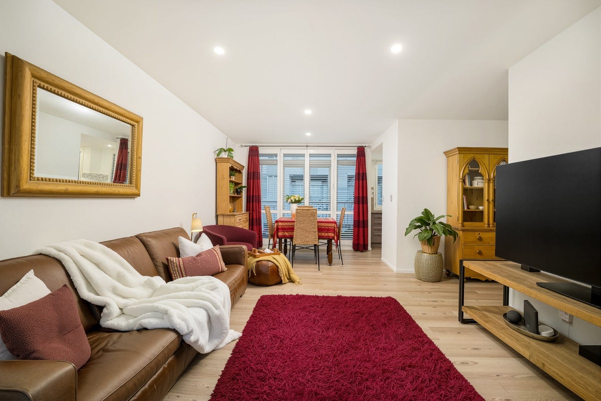 6T Carlton Gore Road, Grafton, Auckland - Carousel 2