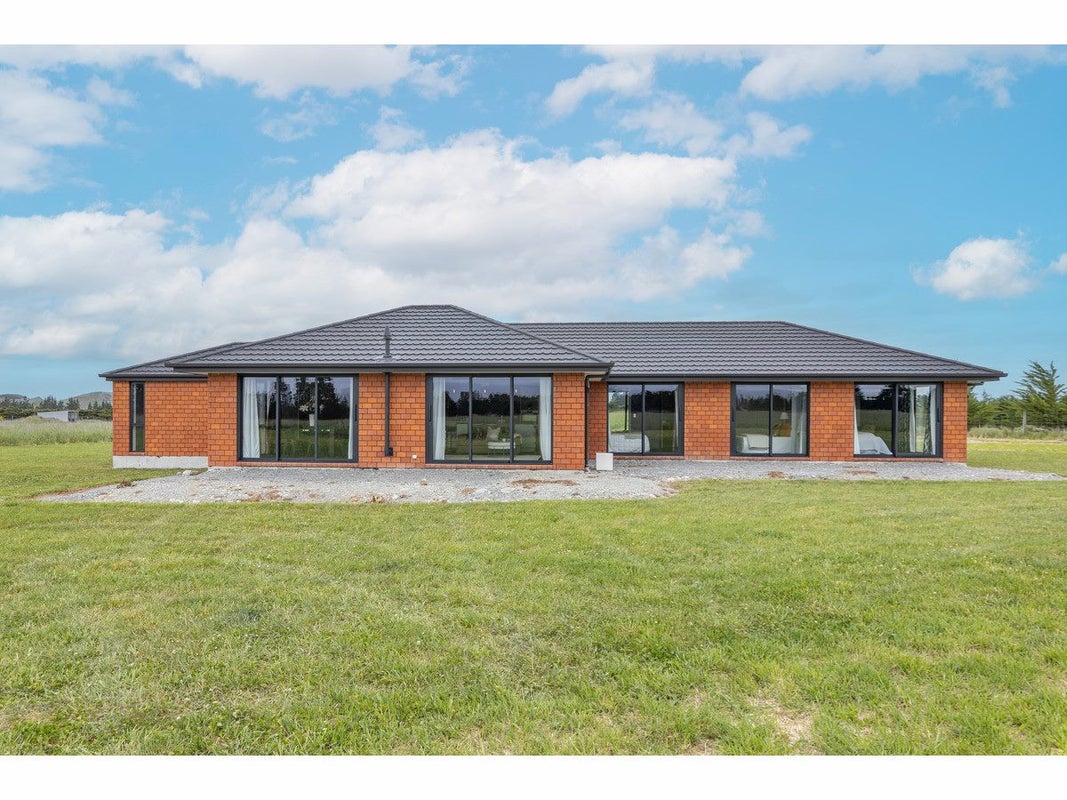 75 Browns Rock Road, Burnt Hill, Oxford - Carousel 1