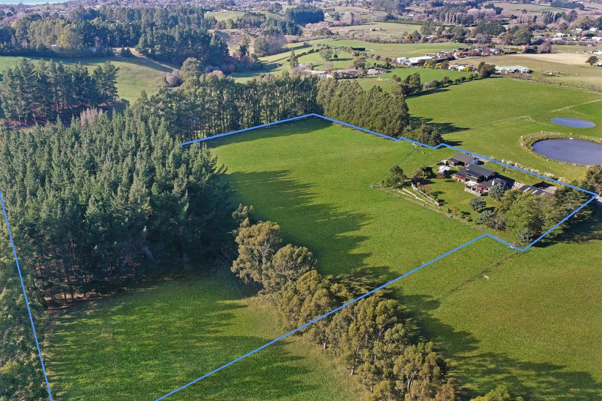 98 Whiterocks Road, Deborah, Oamaru - Carousel 2